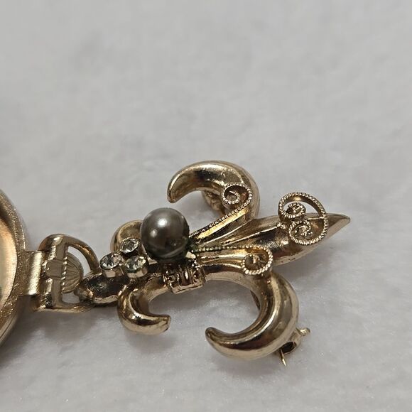 1940's Coro 4 Way Locket Brooch - Picture 5 of 8